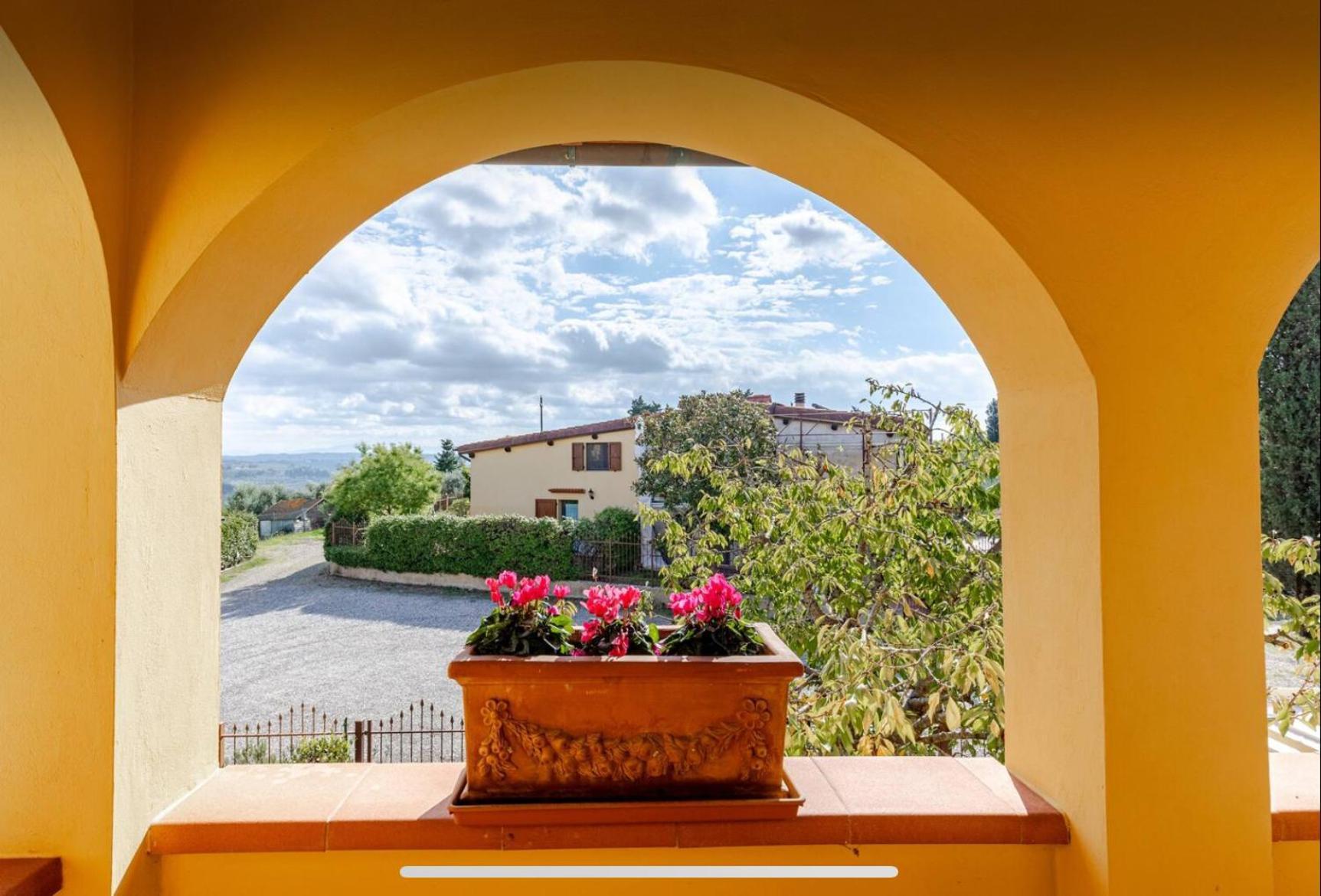 Bed and Breakfast La Loggia Del Ciliegio In Chianti Montespertoli Exterior foto